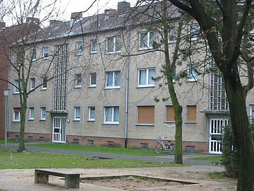 2 Zimmer-Wohnung mit Loggia in Krefeld-Oppum