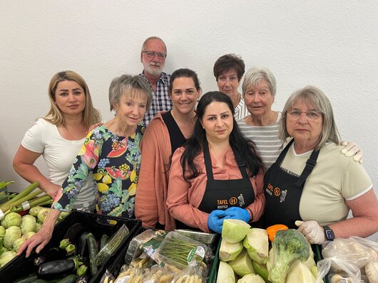 Tafel-Team am Westwall